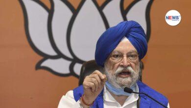 Minister Hardeep Singh Puri